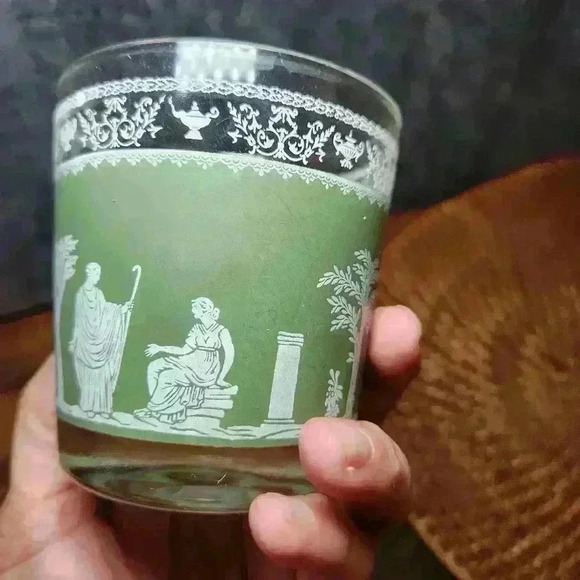 Vintage Jeanette Hellenic Wedgewood Jasperware green drinkware Lowball Glass - Picture 4 of 7
